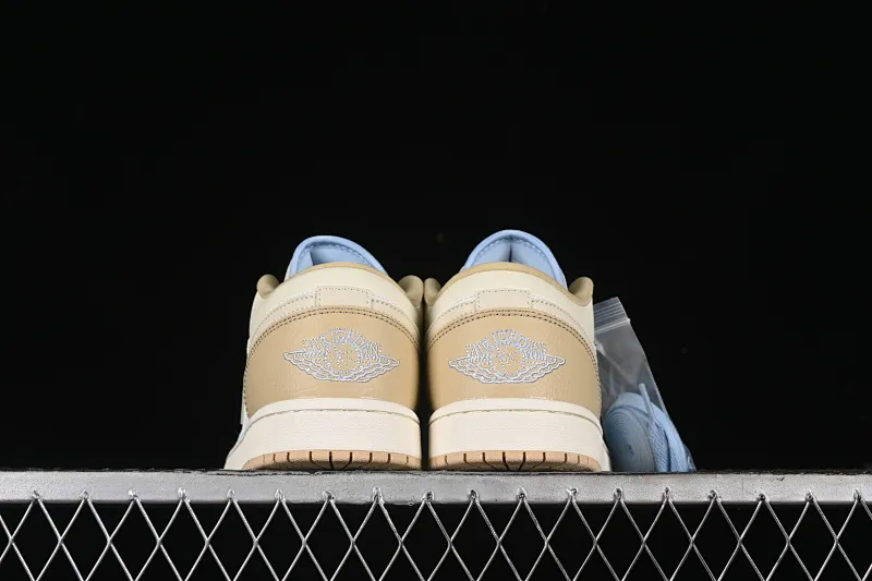 All categories Air Jordan Jordan series basketball shoes Air Jordan 1 Low Air Jordan 1 Low OG AJ1 Joe 1 meter white brown low-top cultural basketball shoes HQ4186-111